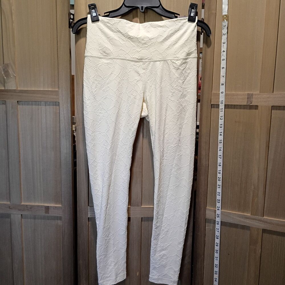 NWT Calia by Carrie Underwood off white leggings medium